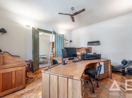 Pronájem kanceláře, 42 m²