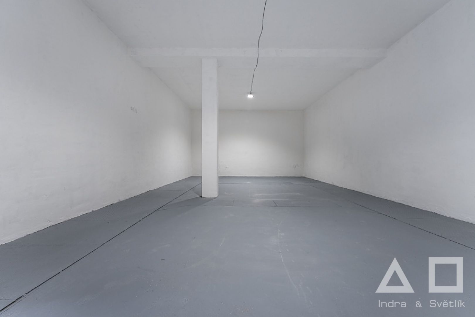 Pronájem  -  skladovací prostor, 1 m2