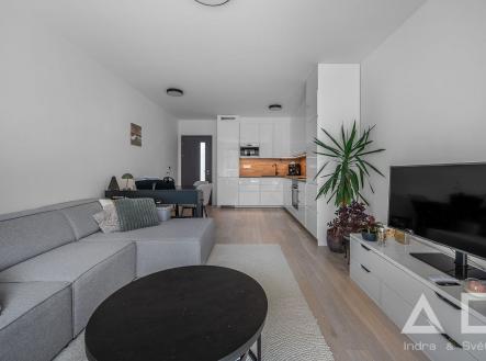 Pronájem bytu, 3+kk, 88 m²
