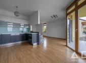 Pronájem bytu, 3+kk, 107 m²