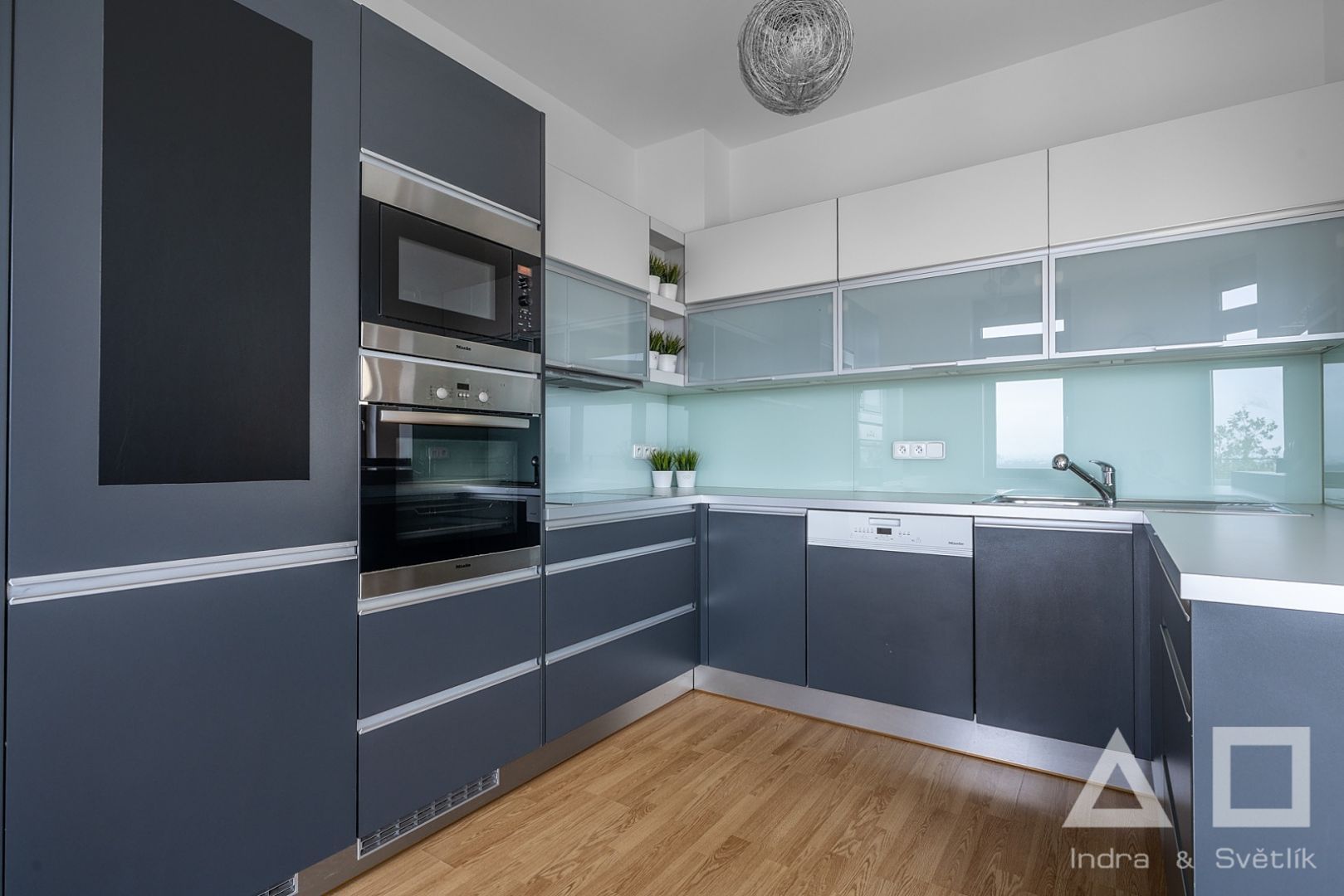 Pronájem bytu, 3+kk, 107 m2