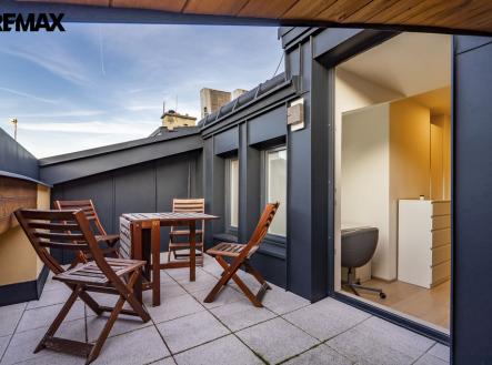 Prodej nájemního domu, 635 m²