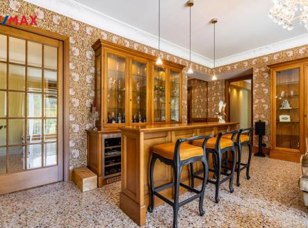 Prodej bytu, 6+1, 280 m²