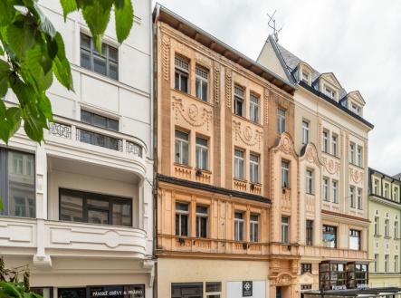 Prodej nájemního domu, 1 026 m²