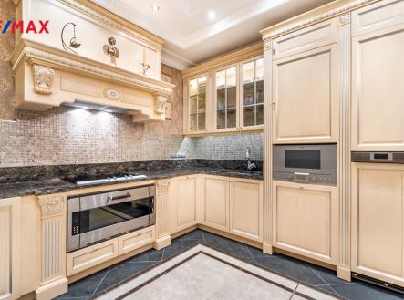 Prodej bytu, 5+1, 253 m²