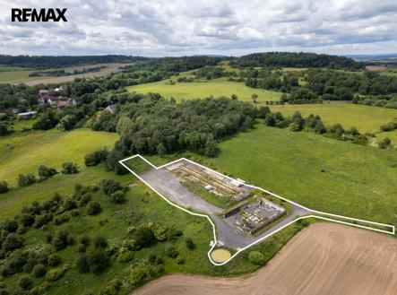 Prodej zemědělského objektu, 9 153 m²