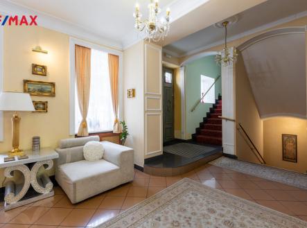 Prodej hotel, 1 580 m²