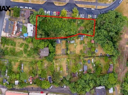 Prodej pozemku pro komerční výstavbu, 1 700 m²