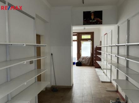 Prodej obchodní prostor, 92 m²