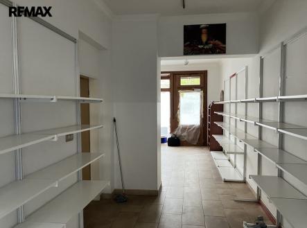Prodej obchodní prostor, 92 m²
