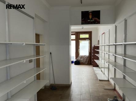 Prodej obchodní prostor, 92 m²