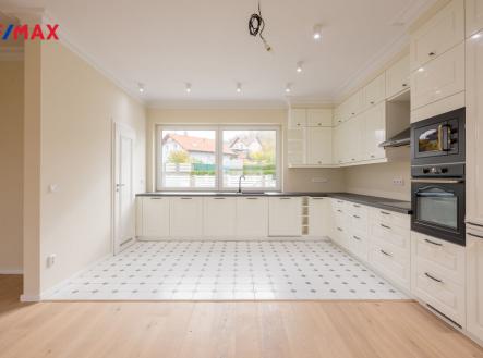 Prodej domu/vily, 178 m²