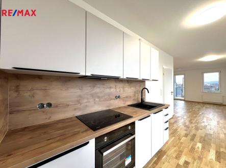 Pronájem bytu, 1+kk, 38 m²