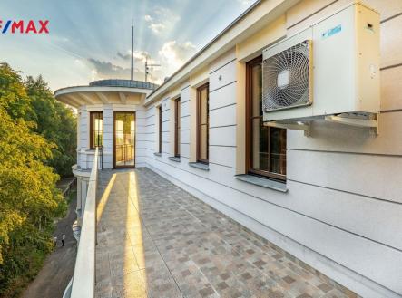 Prodej bytu, 6+1, 537 m²