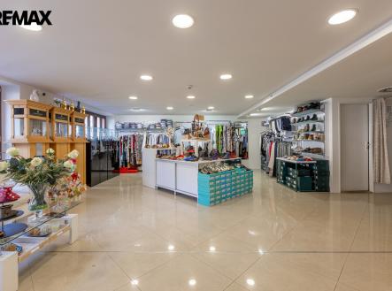 Prodej obchodní prostor, 115 m²