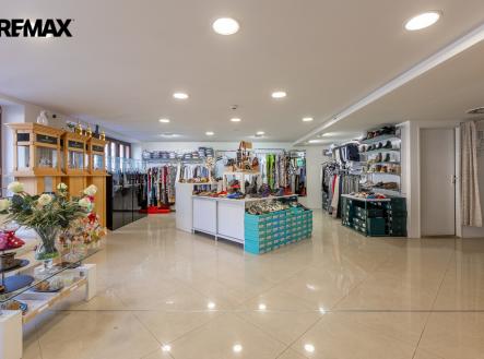 Prodej obchodní prostor, 115 m²