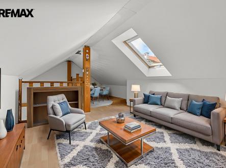 Prodej kanceláře, 198 m²