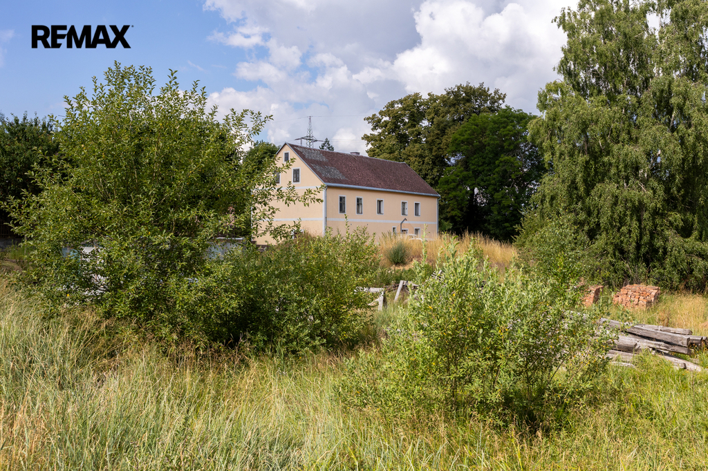 216a9832-hdr.jpg