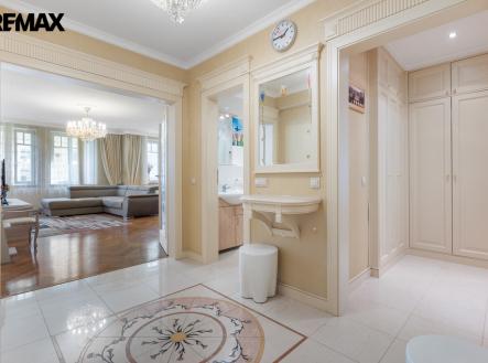 Prodej bytu, 3+kk, 108 m²