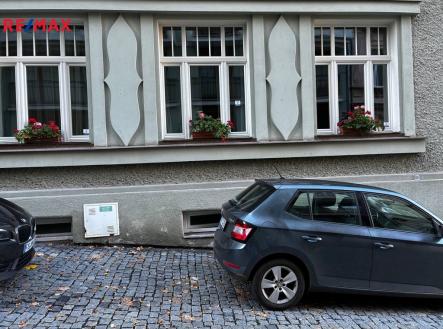 Pronájem skladovací prostor, 75 m²