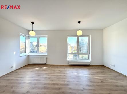 Pronájem bytu, 2+kk, 65 m²