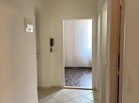 Pronájem bytu, 2+1, 57 m²