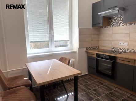 Pronájem bytu, 2+1, 57 m²