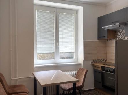 Pronájem bytu, 2+1, 57 m²