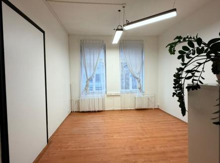 Pronájem kanceláře, 24 m²