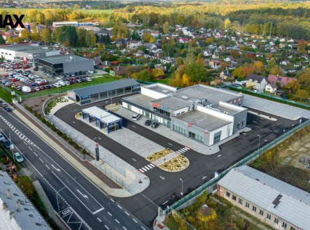Moderní areál pro mytí a servis vozidel / Multifunkční komerční prostor na prodej