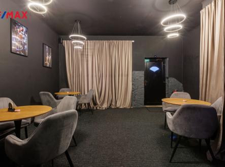 Pronájem restaurace, 156 m²