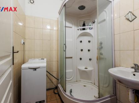 Prodej výrobní prostor, 2 017 m²