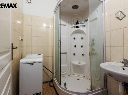 Prodej výrobní prostor, 2 017 m²