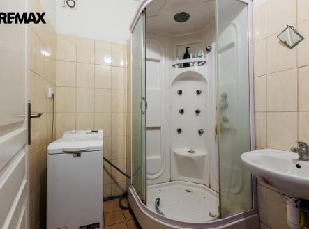 Prodej výrobní prostor, 2 017 m²