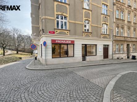 Pronájem obchodní prostory, 42 m²