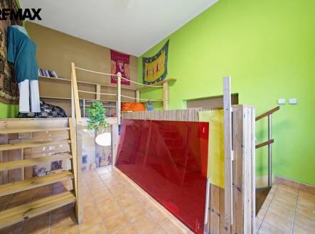 Prodej obchodní prostor, 142 m²