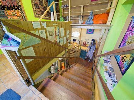 Prodej obchodní prostor, 142 m²