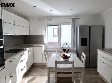 Prodej domu/vily, 179 m²