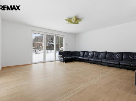 Pronájem domu/vily, 210 m²