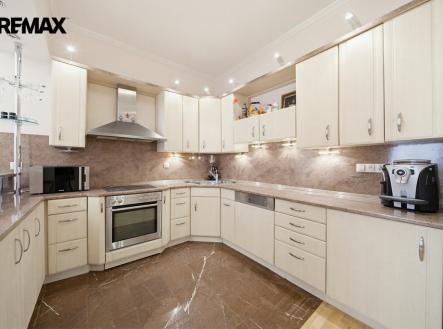 Prodej bytu, 3+kk, 89 m²