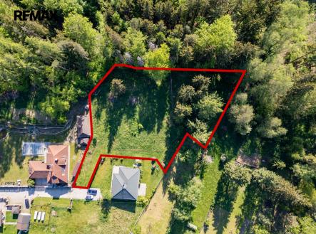 Prodej pozemku pro bydlení, 3 902 m²
