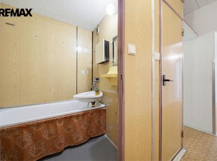 516a1295.jpg