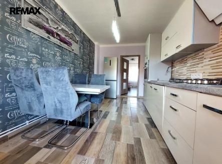 Prodej bytu, 1+1, 63 m²