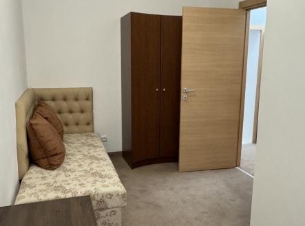 Pronájem bytu, 3+1, 68 m²