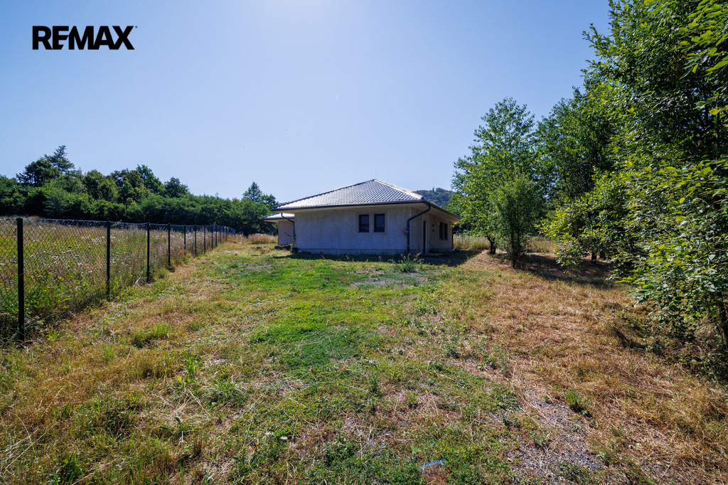 516a8912-hdr.jpg