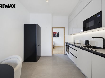 Prodej bytu, 3+1, 77 m², Karlovy Vary – náhled fotky 2