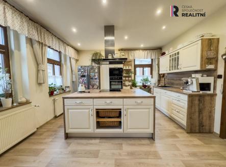 Prodej domu/vily, 480 m²