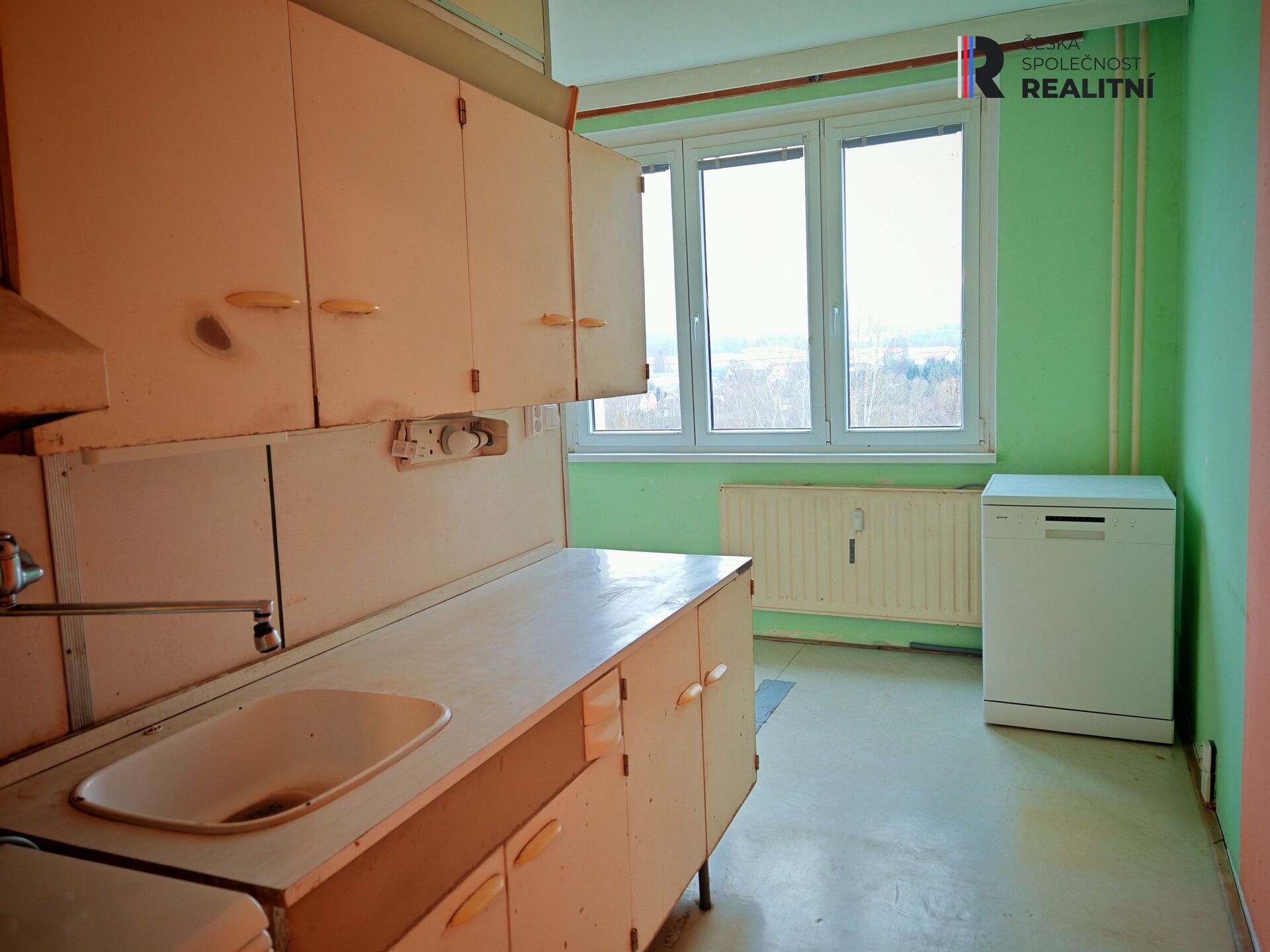 Prodej bytu 1+1 s lodžií, OV, 49,7m², Sokolov - sídliště Michal