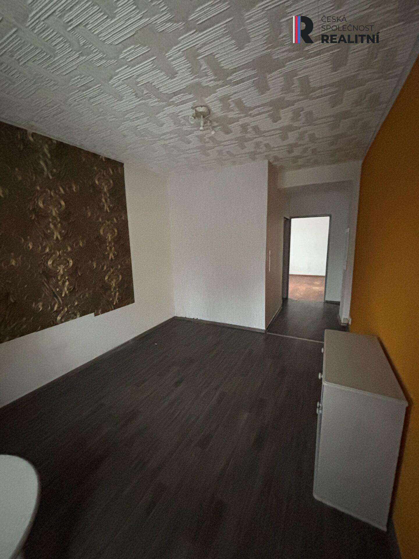 Prodej bytu 2+1 Bukovany