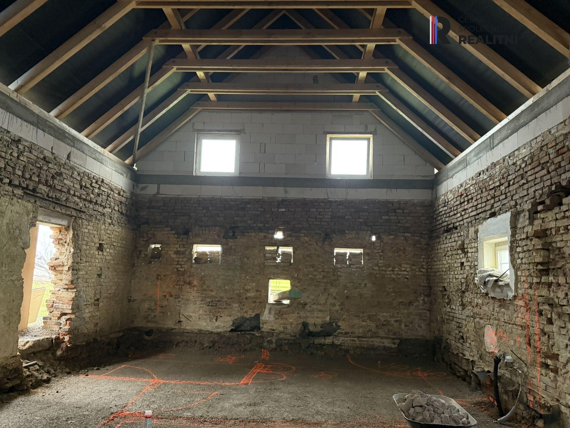 Prodej rodinného domu k rekonstrukci – Krajková 239 s možností využití dotace